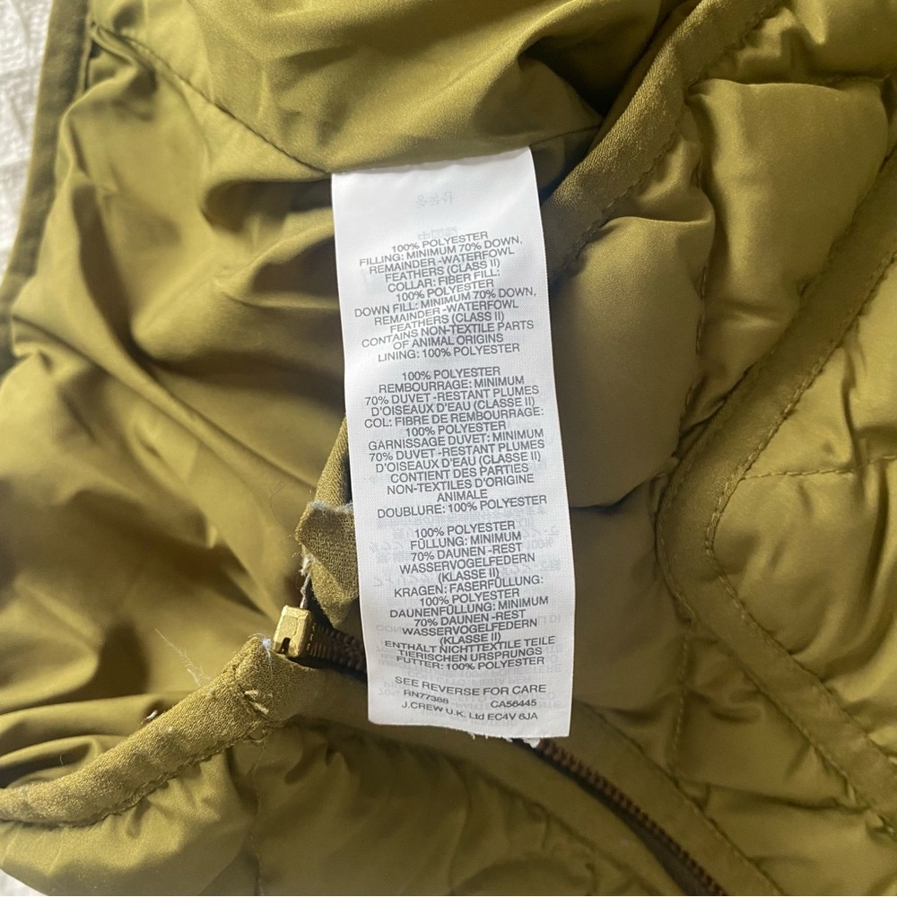 J. Crew Olive Excursion quilted vest size large - Picture 4 of 5